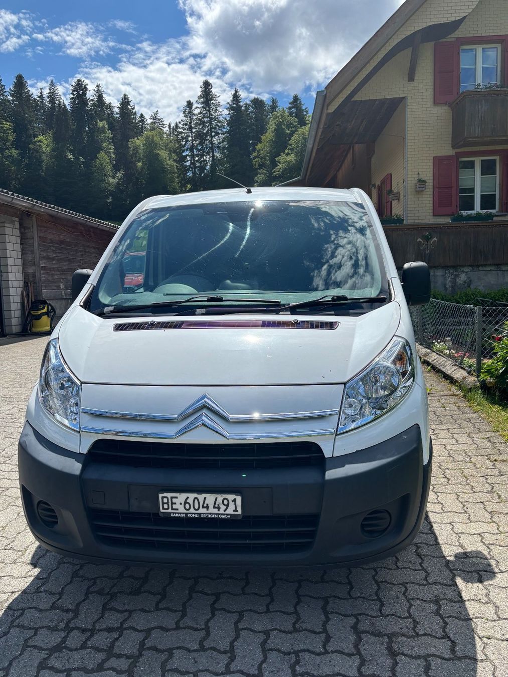 Citroën Veicoli da campeggio: Citroën Jumpy Campervan  ausgebaut und praktisch – Usato da Hünibach venduto da Tamagu 9