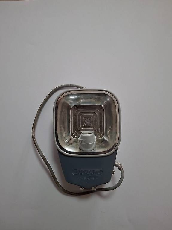 Kodak Flashs: Kodak Kodablitz Blitzgerät Vintage mit Kabel – D'occasion à Rüti ZH par Liliane_market 2