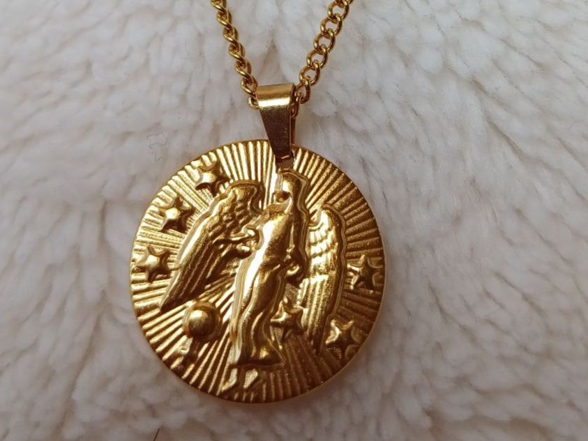 Catenine: Kette mit Jungfrauenzeichen-Anhänger – Nuovo e nell'imballaggio originale da Würenlos venduto da Abracadabra26