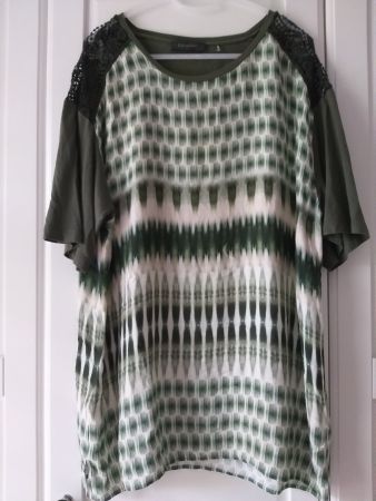 ELENA MIRO Shirt taille / Grosse 46 CH (48 EUR)
