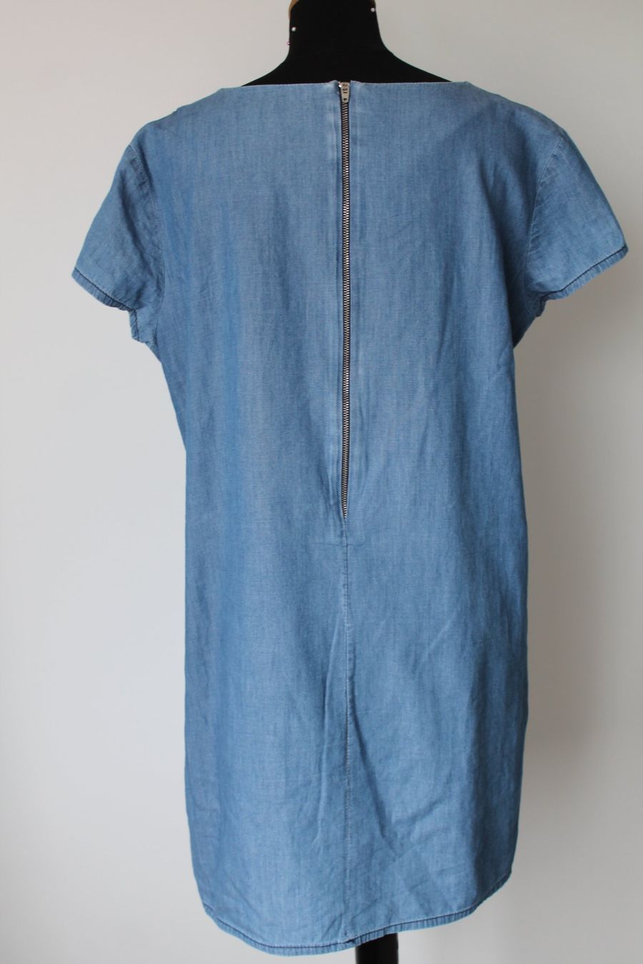 Vestiti: Robe Pilar Prieto taille 44 – Usato da Chez-le-Bart venduto da jasse 1
