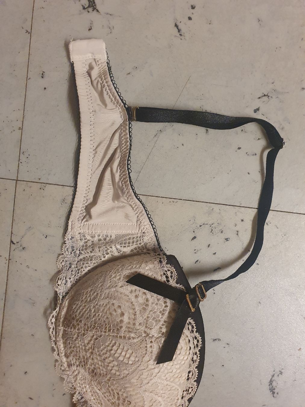 Sonstige Unterwäsche: BH  – Gebraucht aus Moosseedorf von Sonnenschein.. 3