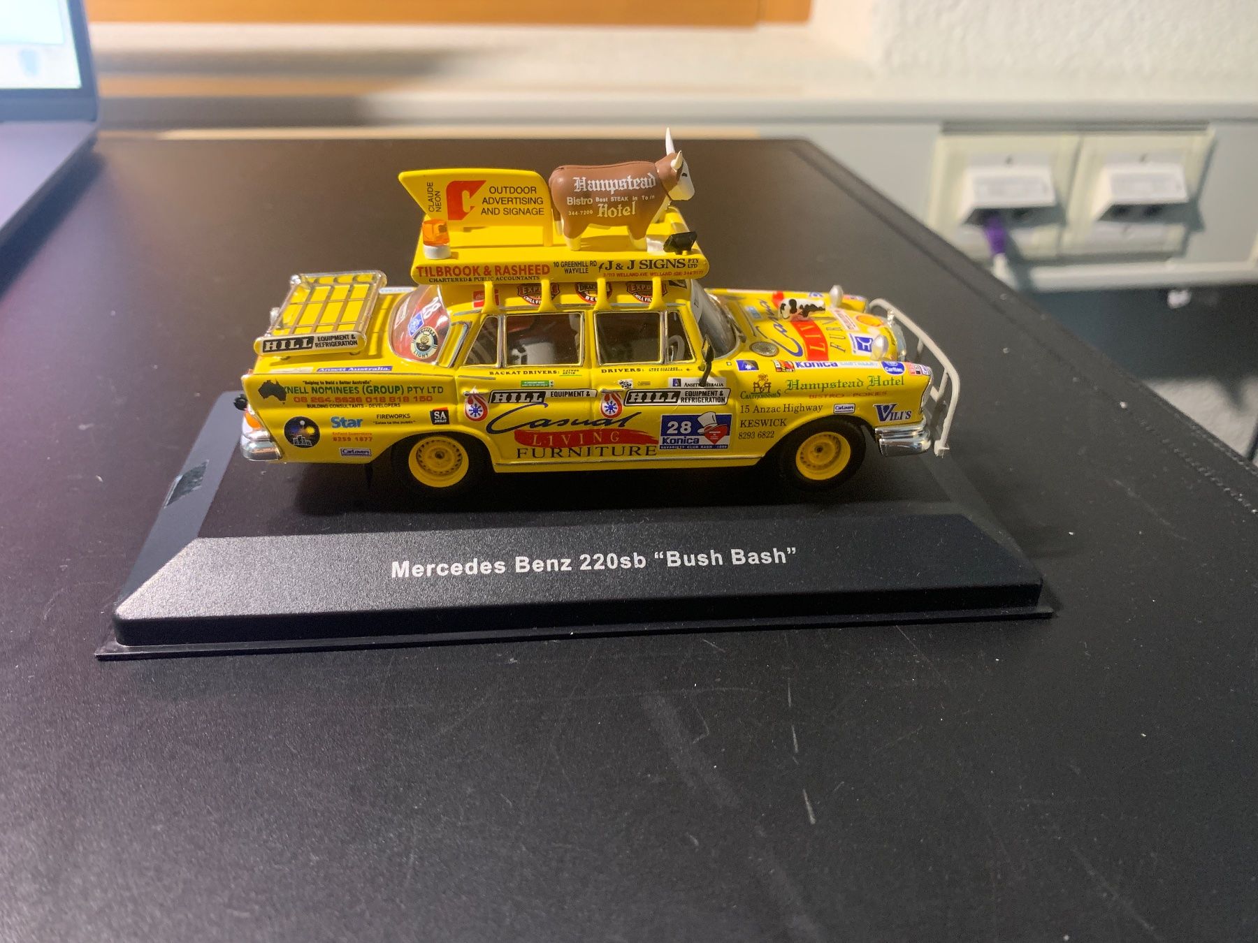 Mercedes-Benz Modellini d'auto: Mercedes Benz 220sb "Bush Bash" – Usato da Pfäffikon SZ venduto da Anfh8806 5