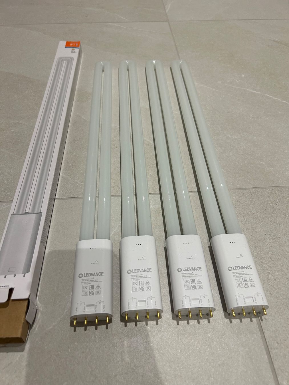 Lampade: Ledvance Dulux LED L55 HF V – Usato da Kappelen venduto da Kugelfisch011 2