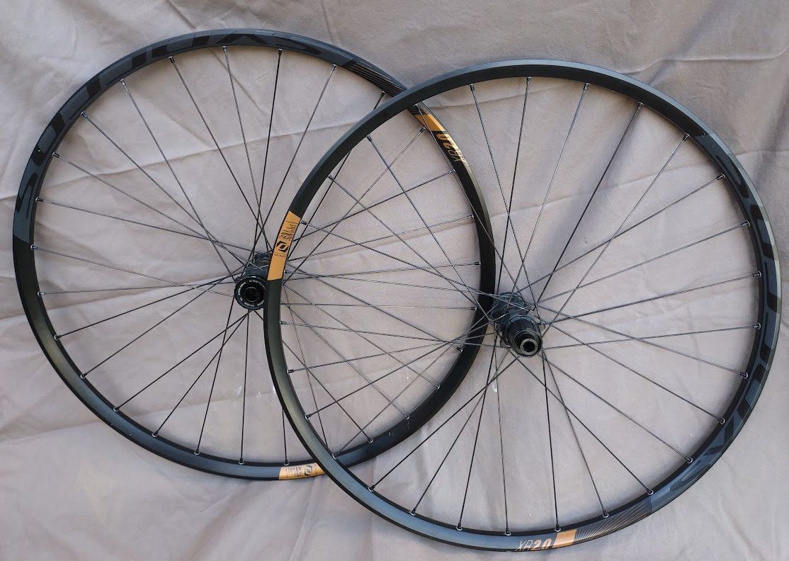 Syncros Pièces détachées: Laufradset 27.5 - Syncross XR 2.0 – D'occasion à Spiez par benardo