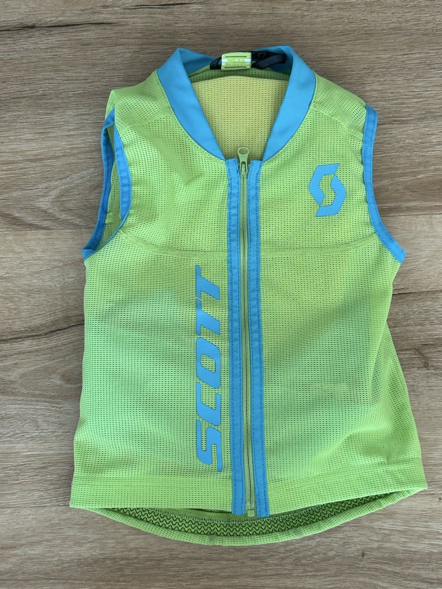 Protezioni & Imbottiture: Scott Soft Actifit Jr Vest Protector XXS 110-124cm – Usato da Wolhusen venduto da eve_m6cg