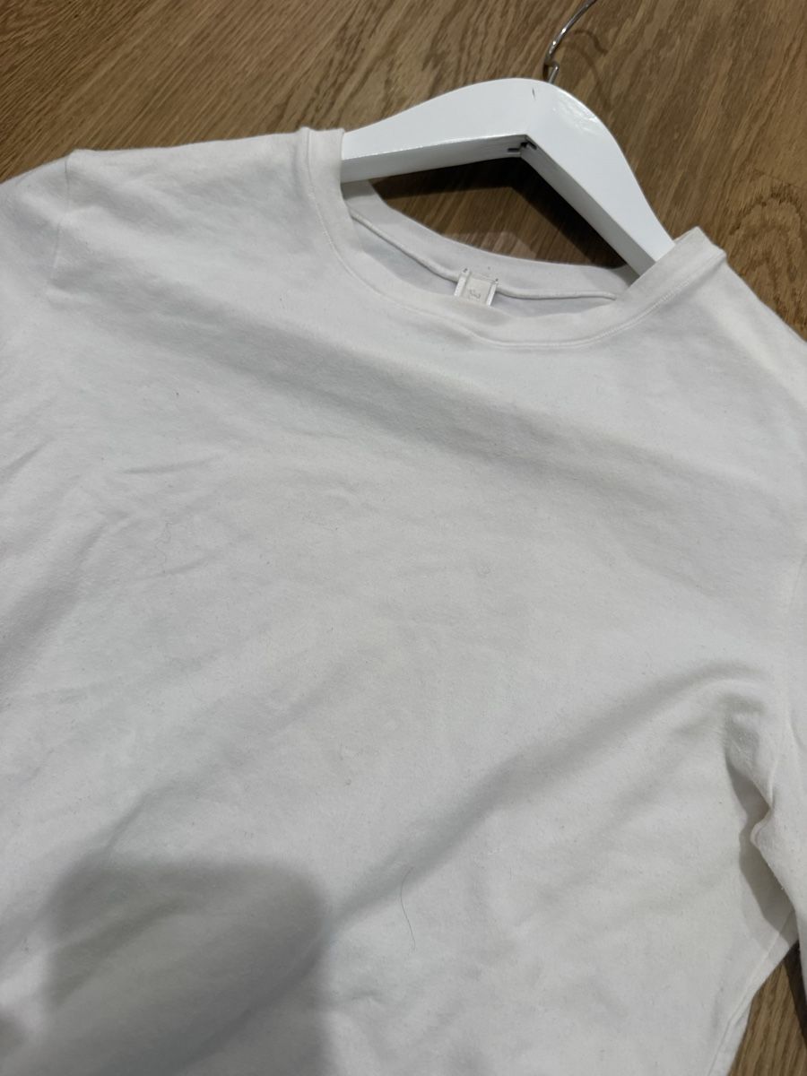 Skims Top: Skims Longsleeve White – Usato da Bottmingen venduto da Itsclaire 2