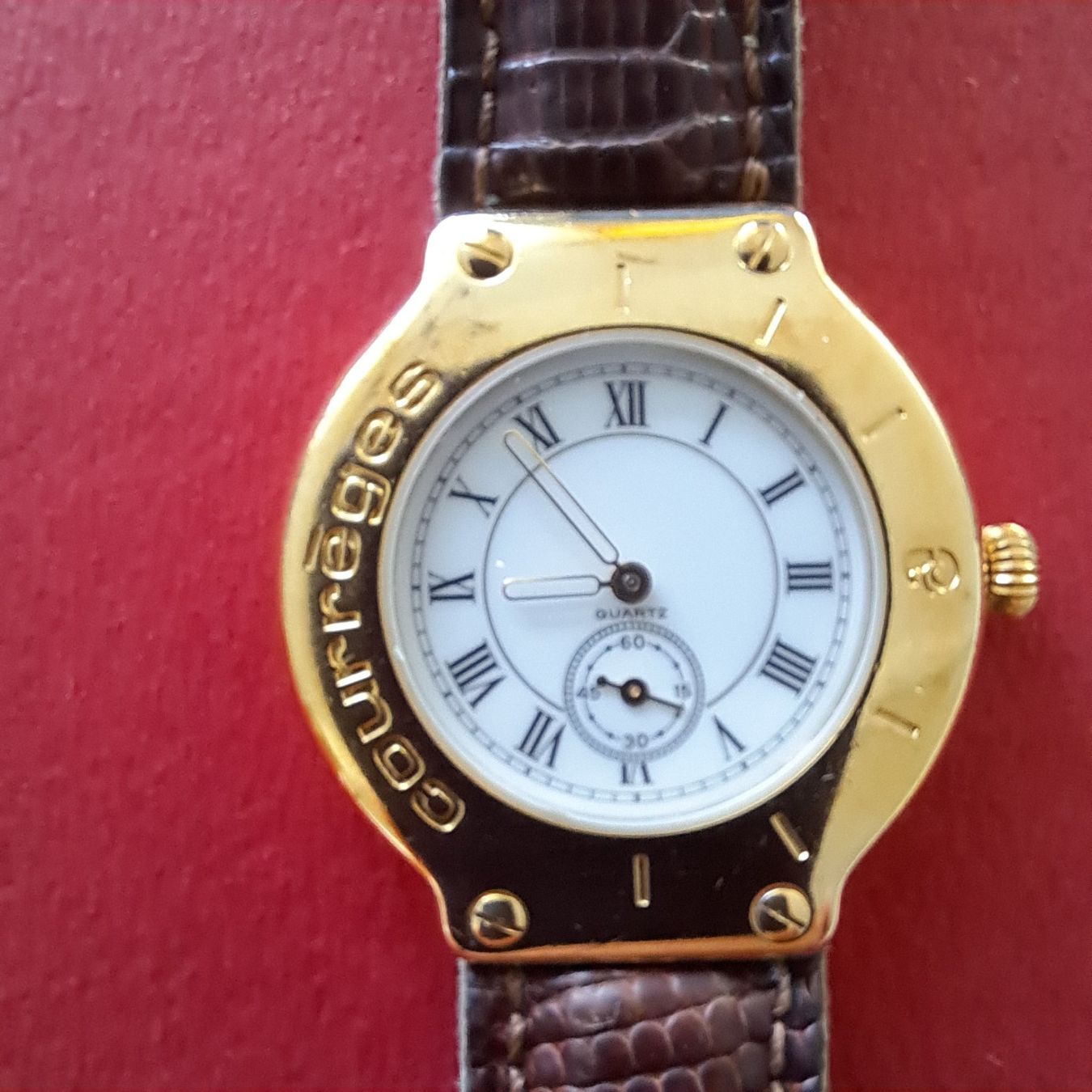 Montres: Schöne Courreges Uhr – D'occasion à Pfäffikon ZH par Valsangiaccomo 3