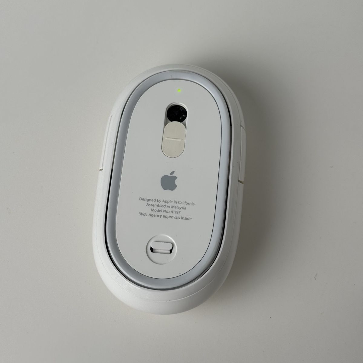 Apple Mouse: Apple Wireless Mighty Mouse (Modell A1197) mit OVP   – Nuovo e nell'imballaggio originale da Rümlang venduto da vla_9g7d 2