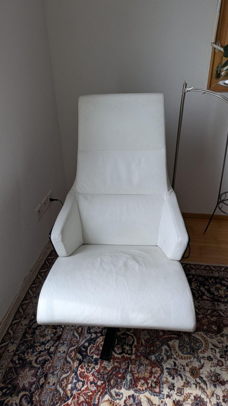 Ligne Roset Sessel: Designer Ledersessel, weiss, drehbar – Gebraucht aus Jenins von Vengel 2