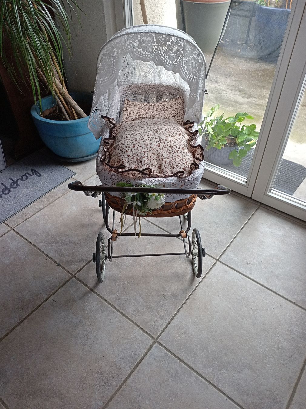 Voitures de poupées: Puppenwagen – D'occasion à Romanshorn par lobpreis01 3