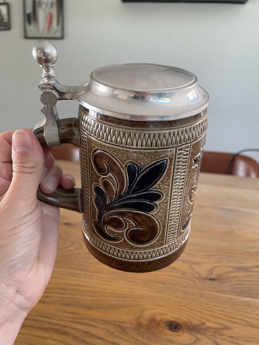 Gläser: Bierkrug mit Zinndeckel aus Keramik – Gebraucht aus Niederbüren von poschti