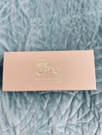 Sonnenbrille Burberry Damen mit Etui und Karton guter Zustan