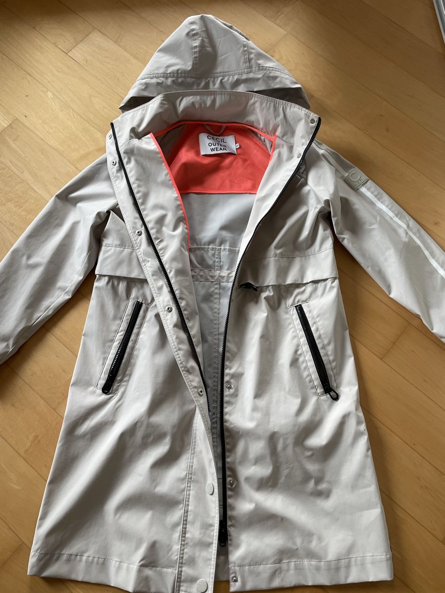 Cecil Giacche: Cecil Wind und Regenjacke  – Usato da Wilen b. Wil venduto da Baur7 2