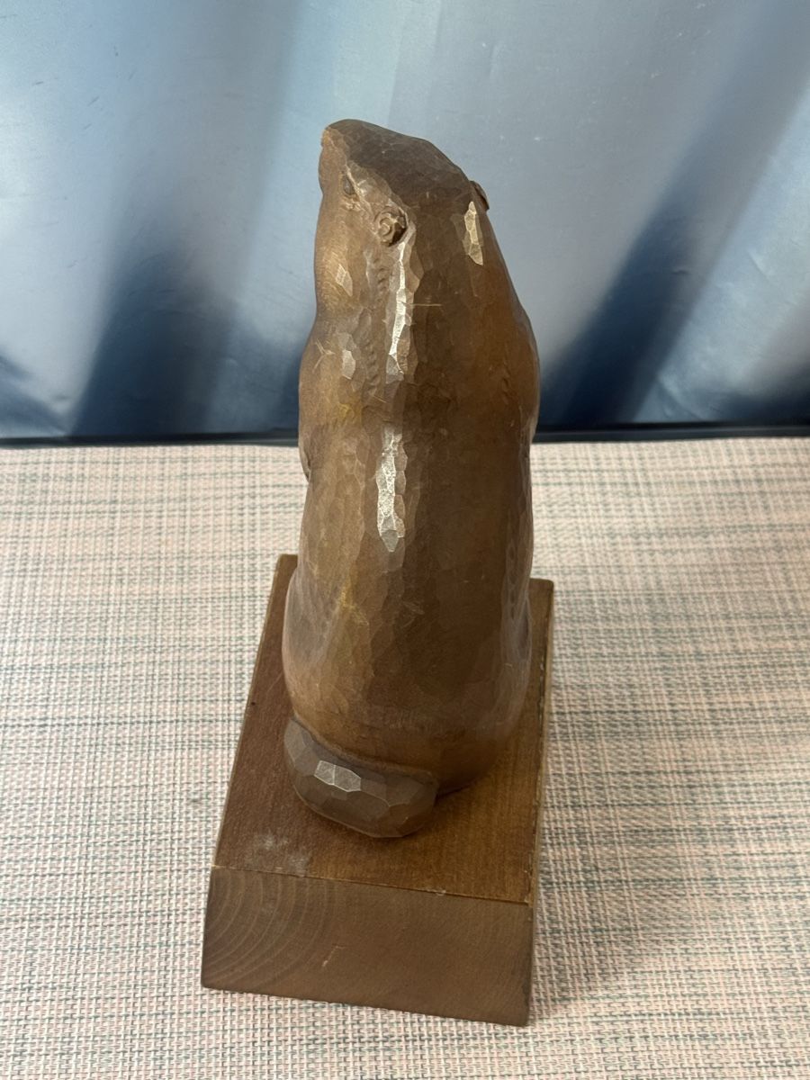 Skulpturen & Statuen: Brienzer Holzschnitzerei WEGUMA Murmeltier ca. 22 cm – Gebraucht aus Grenchen von swiss.antiques 6