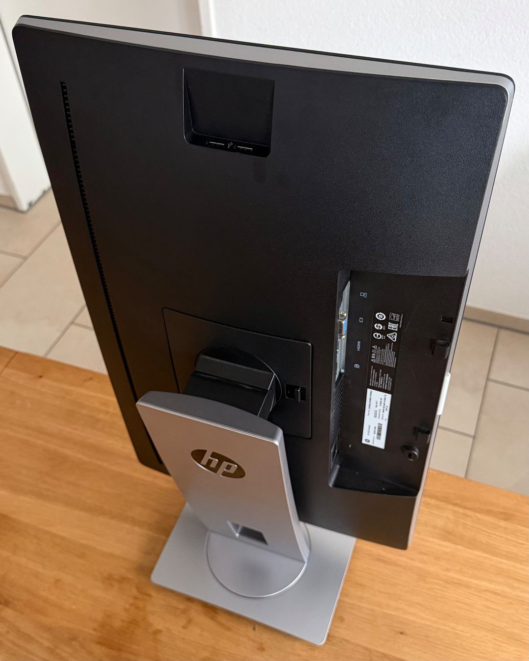Hewlett Packard Ecrans: HP EliteDisplay E232 | 23" – D'occasion à Dietikon par gab_qz7y 6