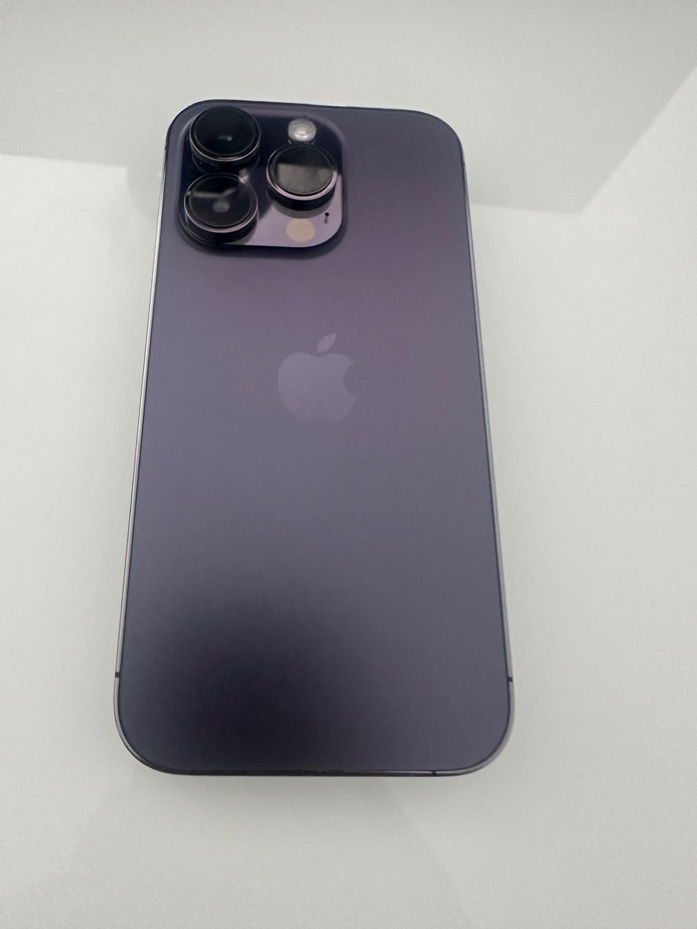 Apple Handys / Smartphones: Apple iPhone 14 Pro Dunkellila – Gebraucht aus Buchs ZH von Nevi_ 2