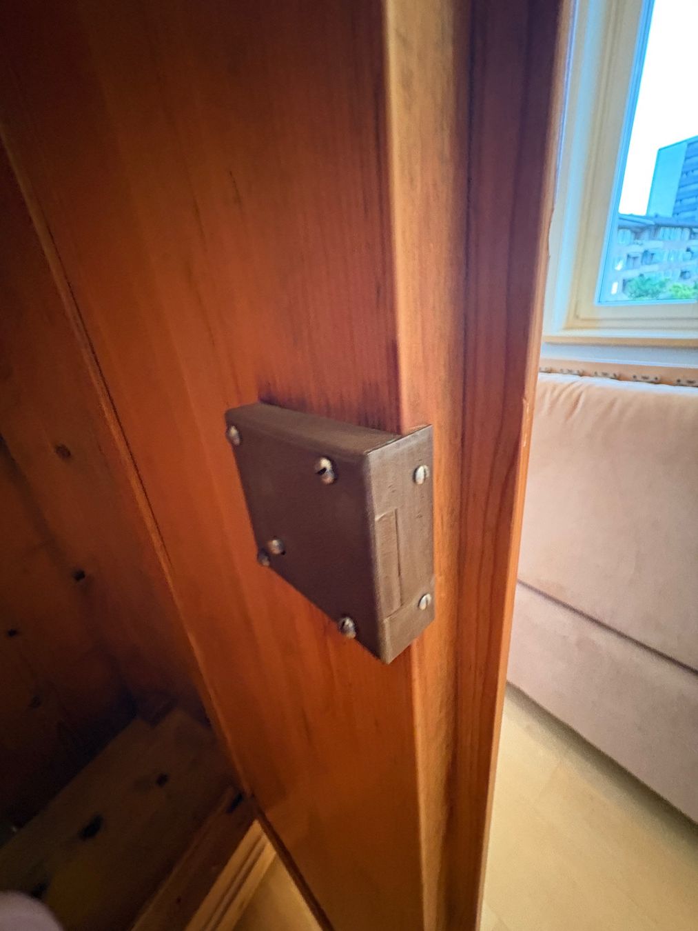Armadi: Kleiderschrank aus Holz – Usato da Dietikon venduto da YviG 8