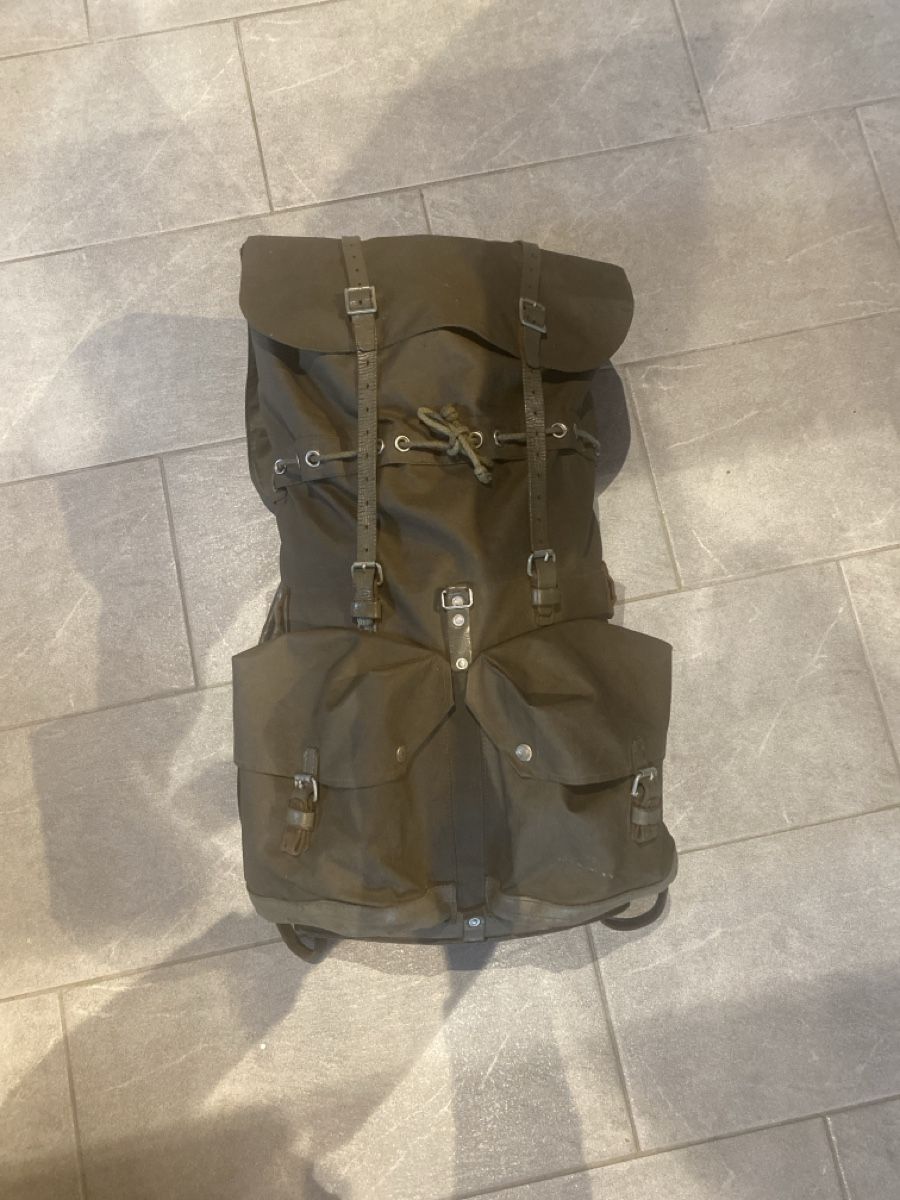 Schweizer Armee Zaini: Suisse Army Rucksack – Usato da Bolligen venduto da Deltadelta_0 4