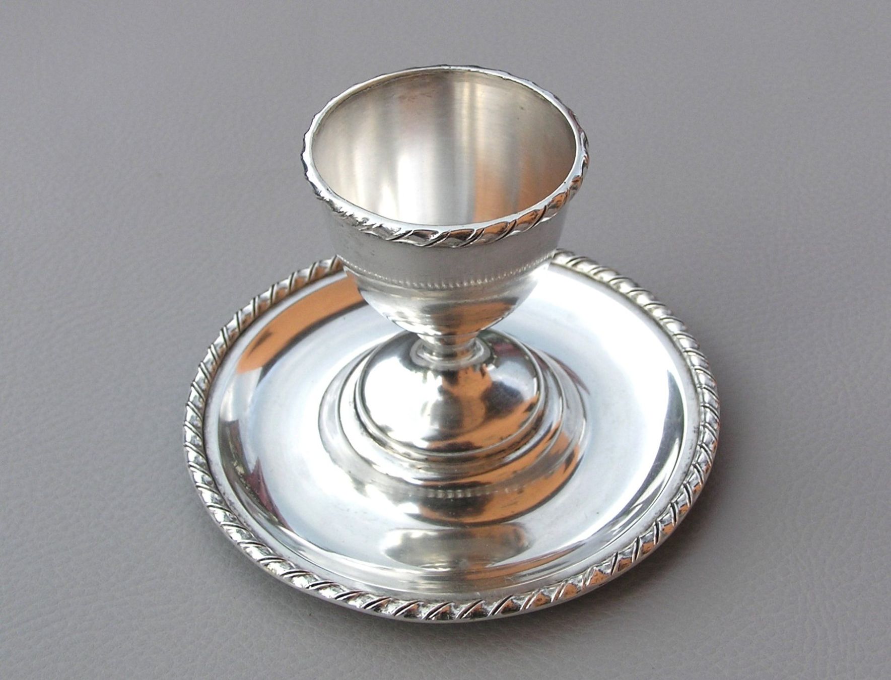 Autre vaisselle: EIERBECHER 800 SILBER – D'occasion à Grenchen par Antique-hunter 5