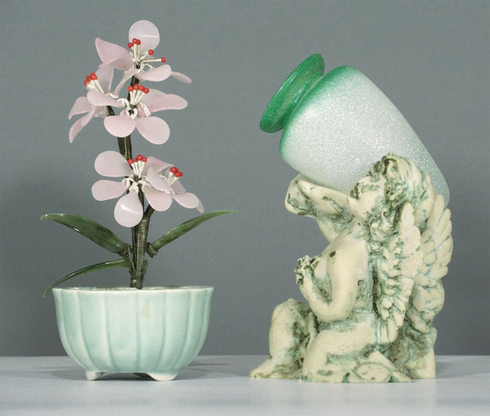 Murano Statuette: Glasblume und Engeli mit Murano Amphore by Chiantese – Usato da Meggen venduto da Brockitare