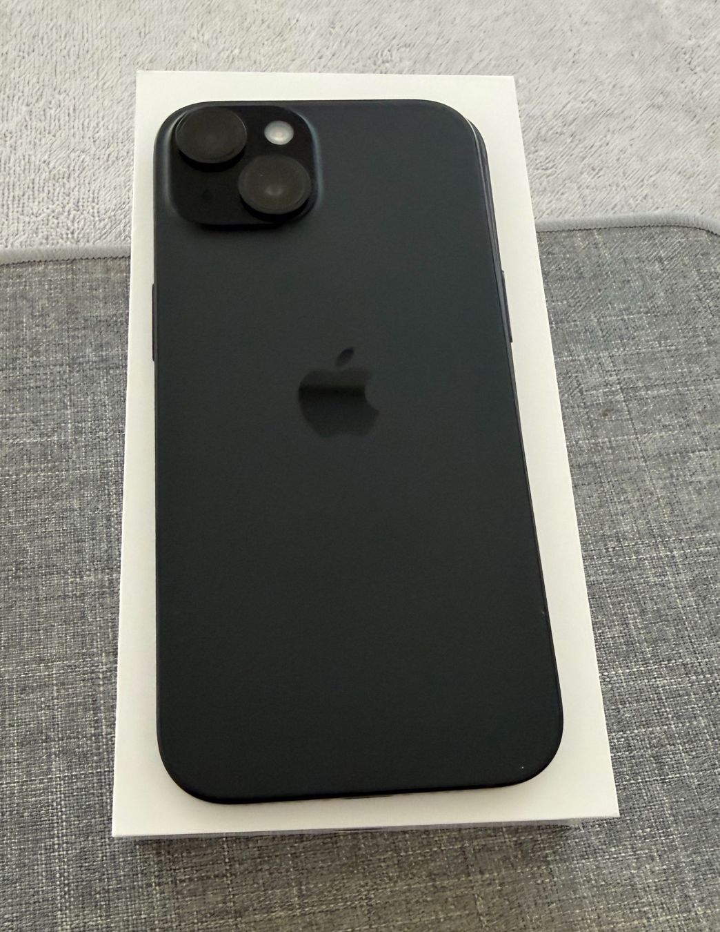 Apple Handys / Smartphones: Apple iPhone 15 128 GB, Black, noch neu – Neu (gemäss Beschreibung) aus Affoltern am Albis von Sspiridon 4