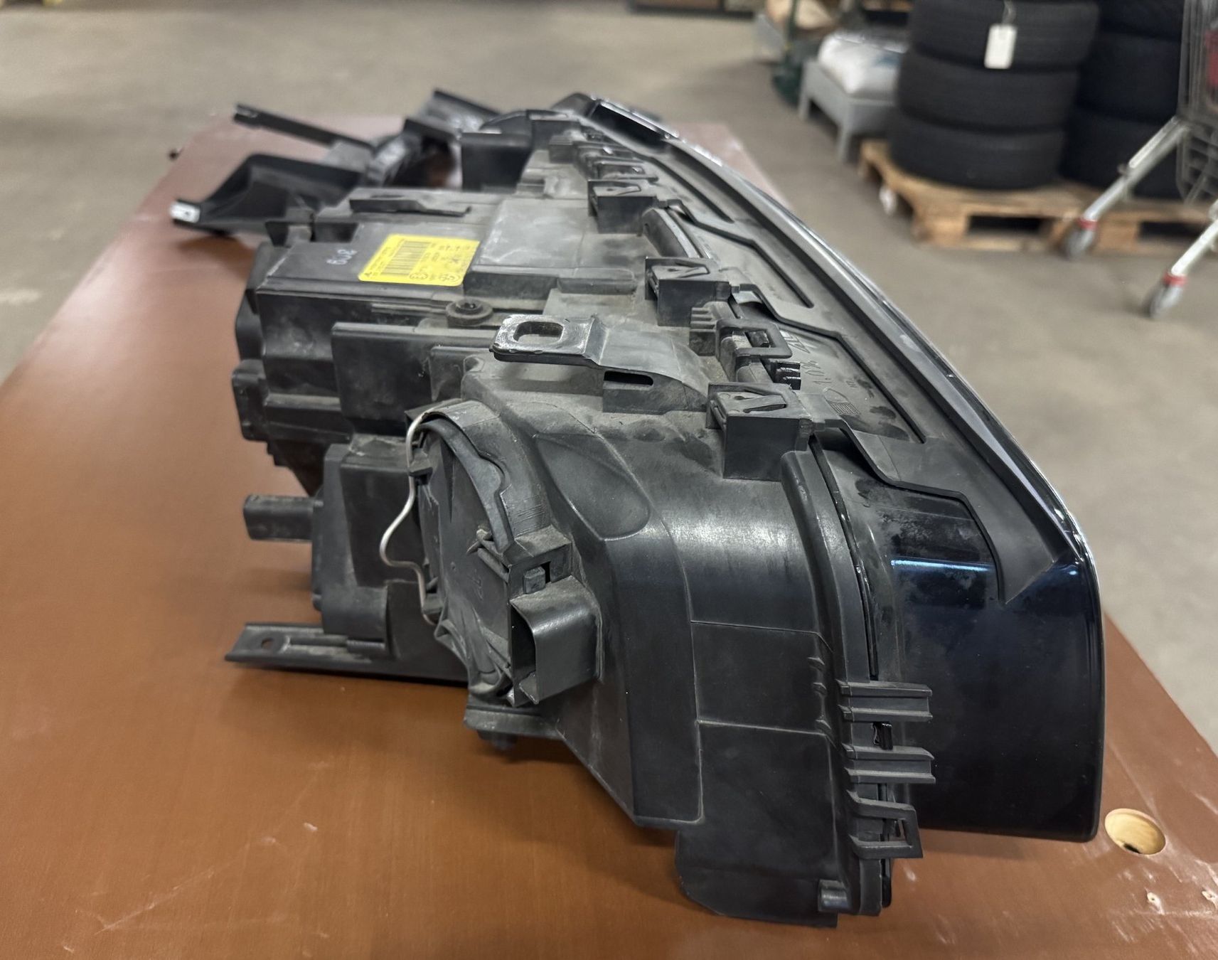 BMW Scheinwerfer: BMW X3 E83 phare xenon avec support – Gebraucht aus Satigny von rfo59 3