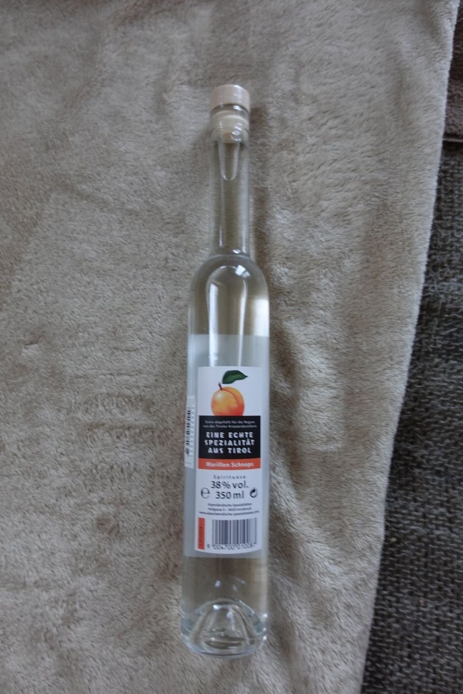 Bevande alcoliche: 1 neue Flasche Marillen Schnaps – Nuovo (secondo la descrizione) da rorschach venduto da bab_2yt6 2