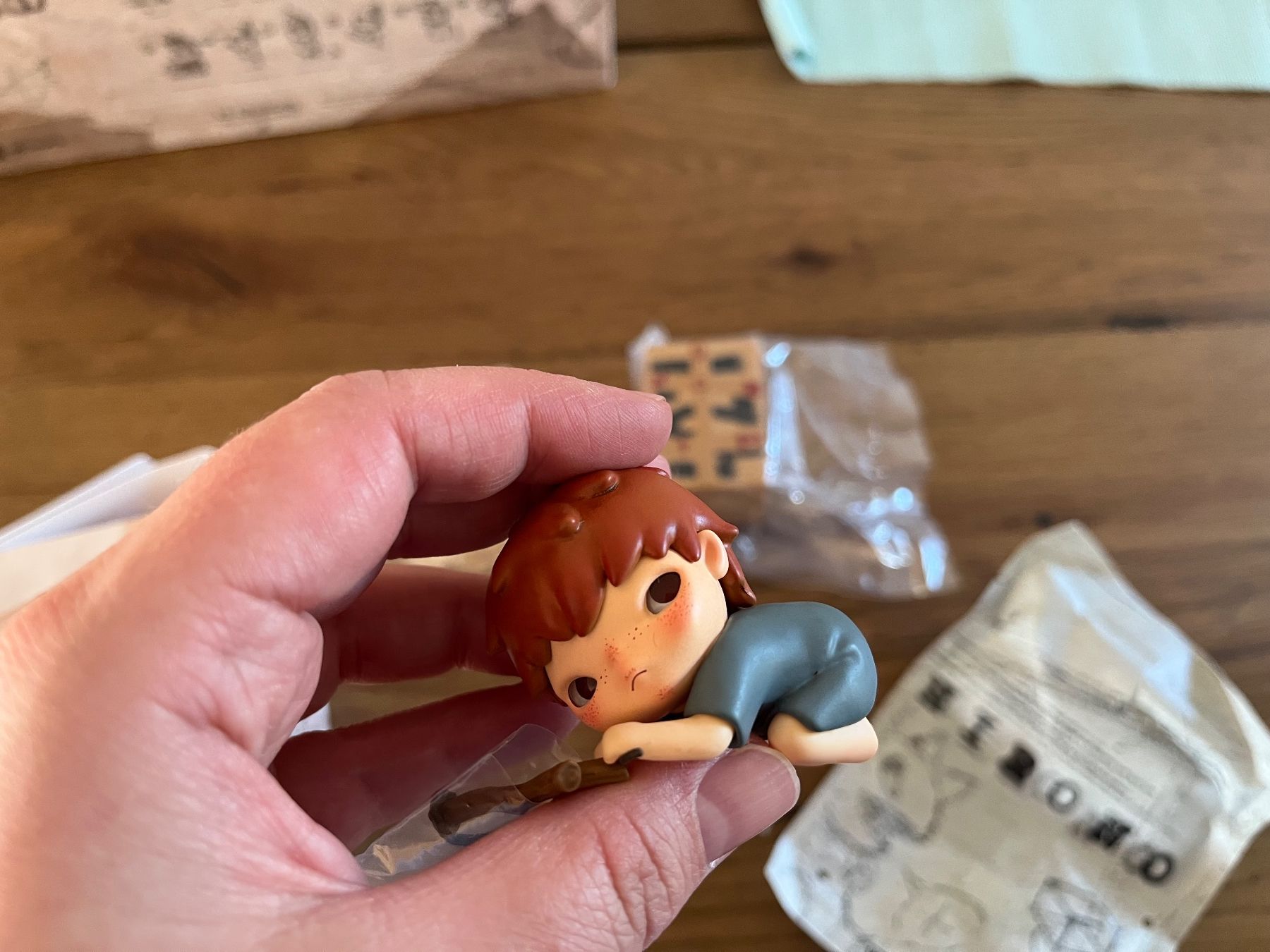 Pop Mart Statuette: Pop Mart Hirono Echo Serie Figur Caught You – Nuovo (secondo la descrizione) da Basel venduto da elfeli81 2