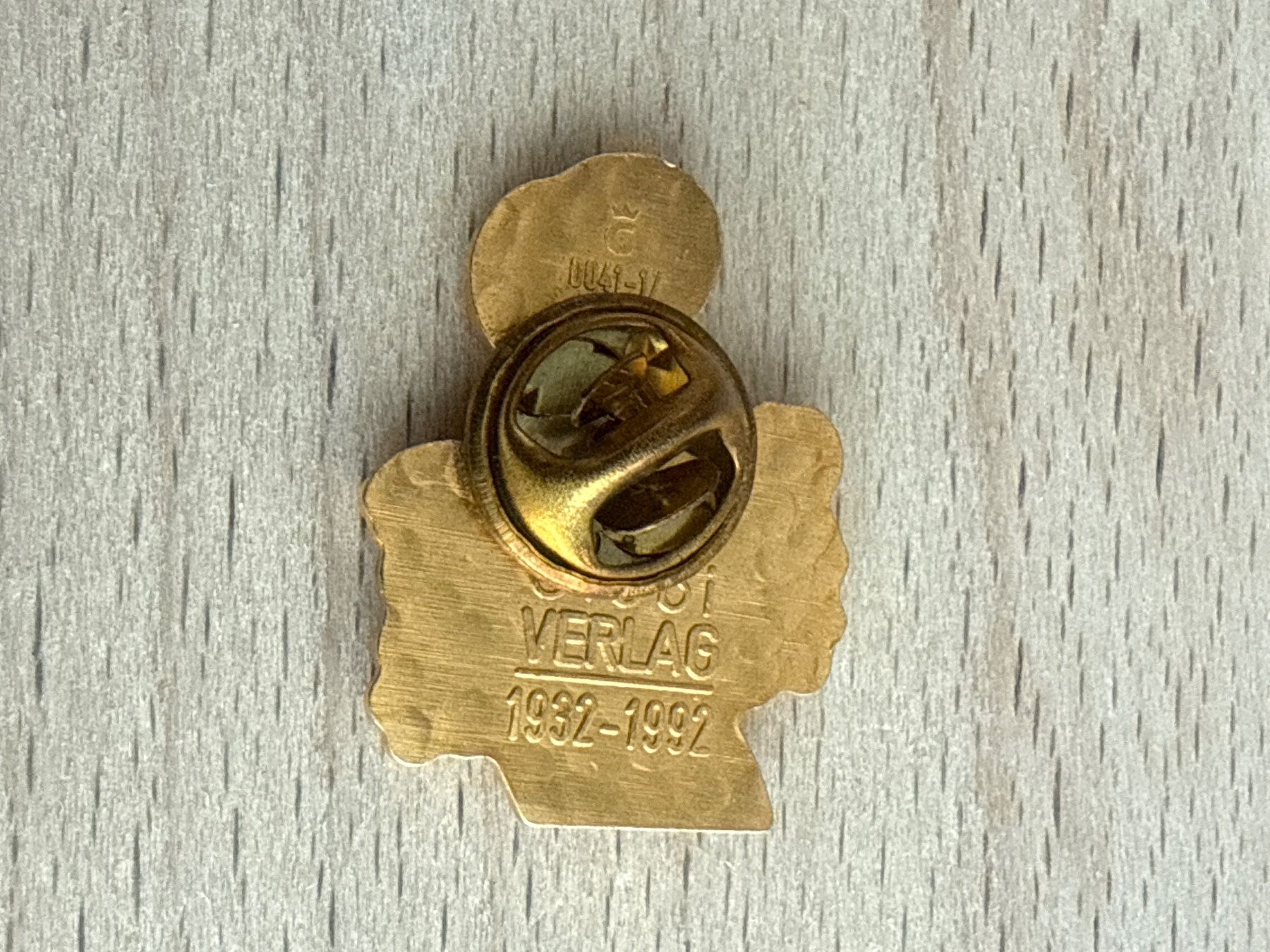 Plaketten & Abzeichen: Pin Globi – Gebraucht aus Glattbrugg von Schweigmatt 1
