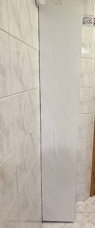 Armadi: Badezimmerschrank  – Usato da Tuggen venduto da m.sc27