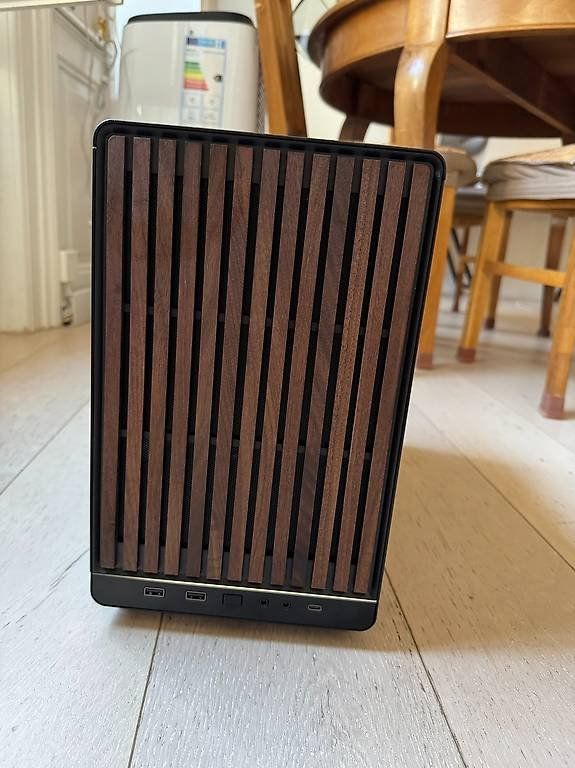 PC: AI Computer mit AMD MI50 GPU und 32 GB VRAM – Nuovo e nell'imballaggio originale da Zürich venduto da Yao_und_Clemens 3