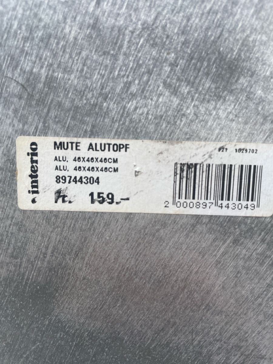 Interio Vasi per fiori: Grosser Pflanztopf aus Alu – Usato da Aeugstertal venduto da lthi1227 1