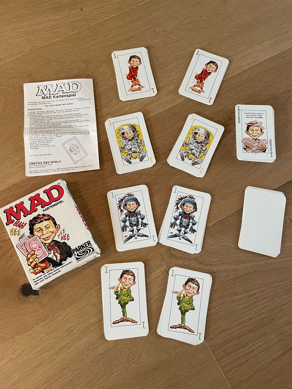 Parker Giochi: MAD Kartenspiel komplett – Usato da Nidau venduto da Lofoten12