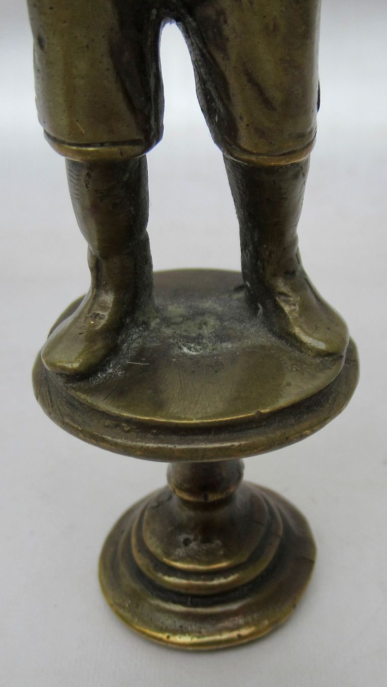 Statuette: Kleine Bronze Figur – Usato da Bern venduto da Colligentes 6