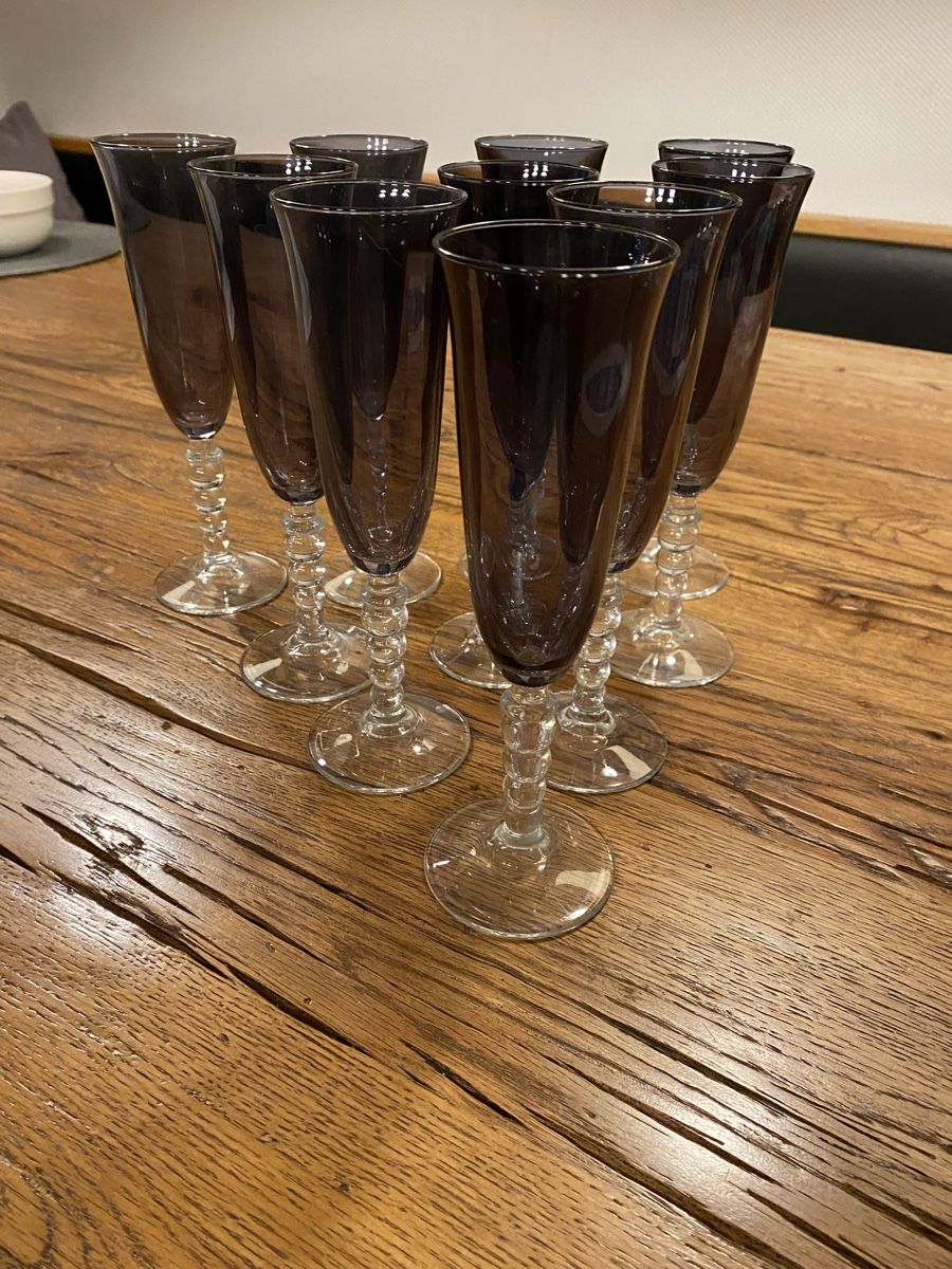 Gläser: Neu Champagner Gläser – Neu (gemäss Beschreibung) aus Riehen von Janine1961 1