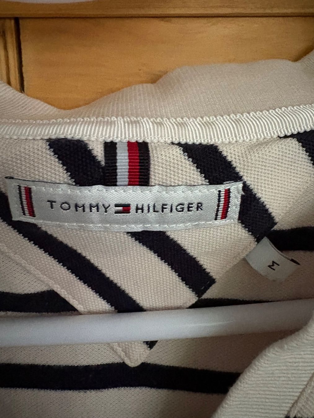 Tommy Hilfiger Kleider: Kleid / Freizeitkleid - Grösse M - Tommy Hilfiger – Neu (gemäss Beschreibung) aus Oberuzwil von Tomsi_9 1