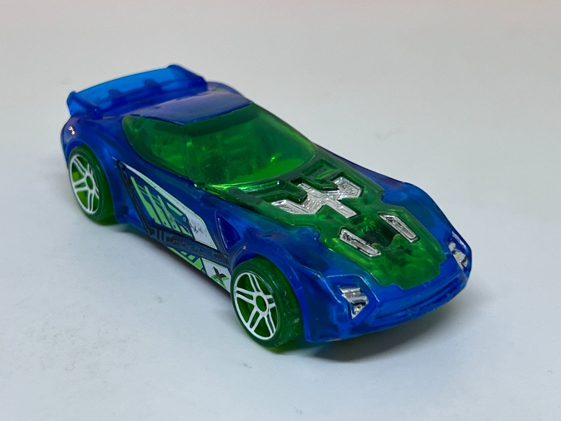 Hot Wheels Modellini d'auto: Hot Wheels Nerve Hammer #471 – Usato da Wildegg venduto da LaaBoutique