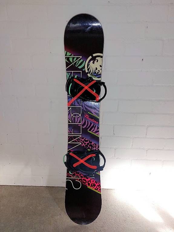 Board: Neversummer Pandora 146cm – Usato da Thun venduto da sa808