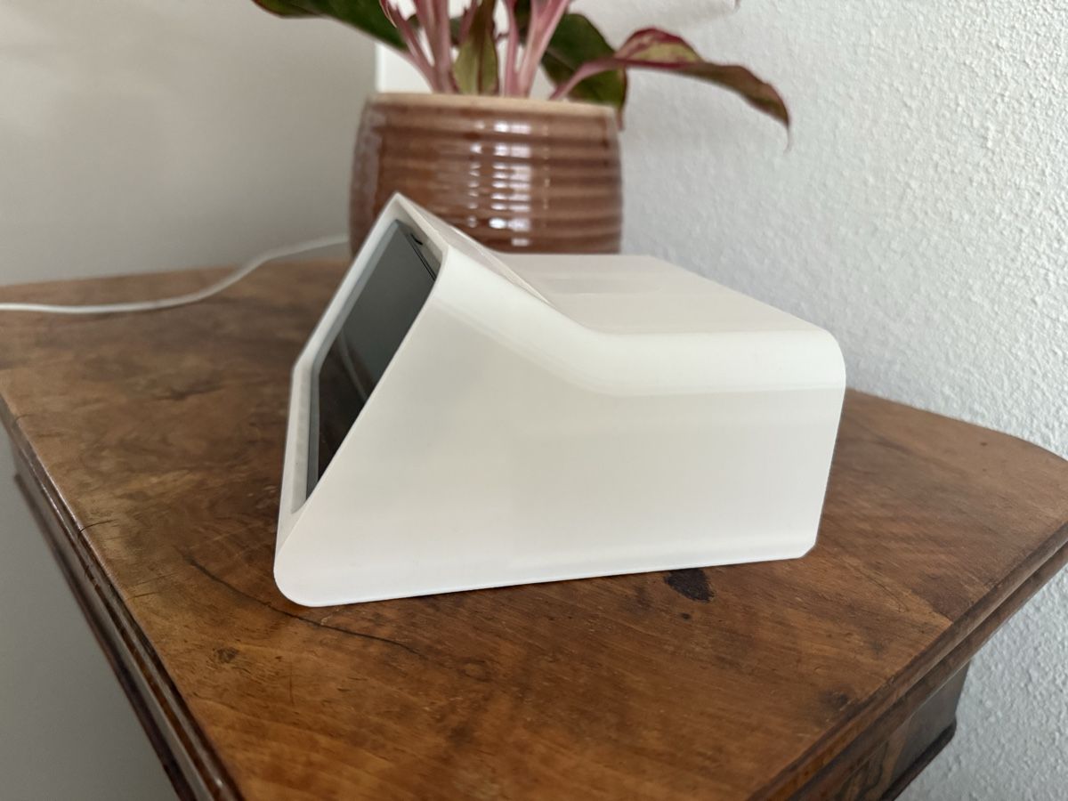 Docking station: Stand Charger Stand iPhone 14 pro 3D print Dock MagSafe – Usato da Niederweningen venduto da rimicanardo 2