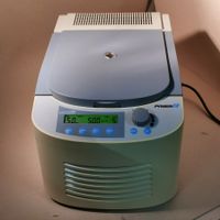 Refrigerated Centrifuge Labnet Prism C2500-R
