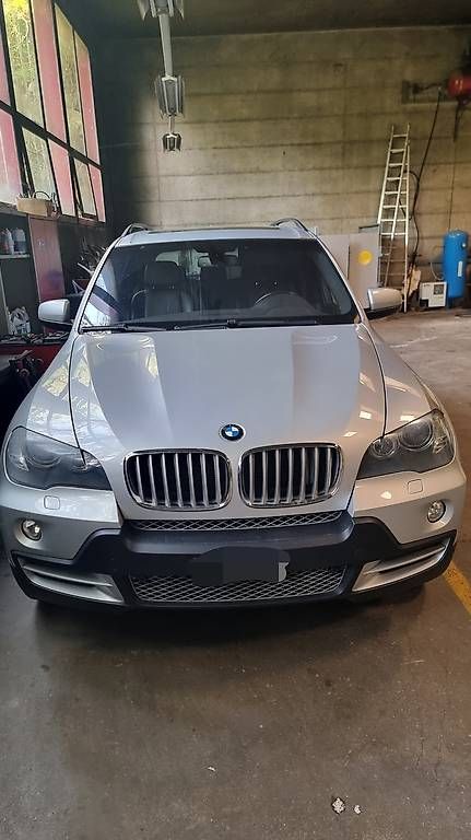 Autos: BMW X5 4.8L  – Gebraucht aus Savièse von Rayk