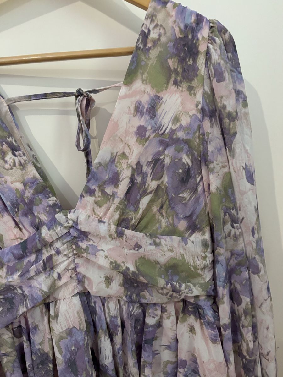 Kleider: Neues Blumenkleid Grösse M – Neu und originalverpackt aus Luzern von Qazwsx 2