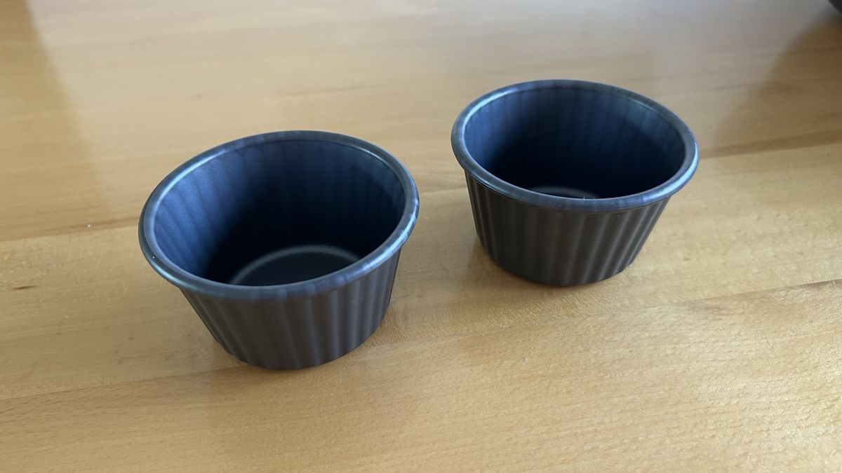 Tupperware Backformen: UltraPro Tupperware 5.7l & 3.3l  – Gebraucht aus Dotzigen von rapunzel03 8