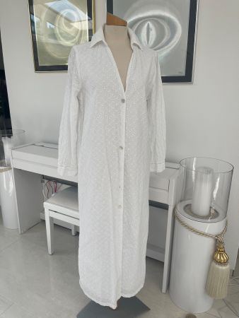 Zara weisses Sommerkleid mit Stickerei Gr. L