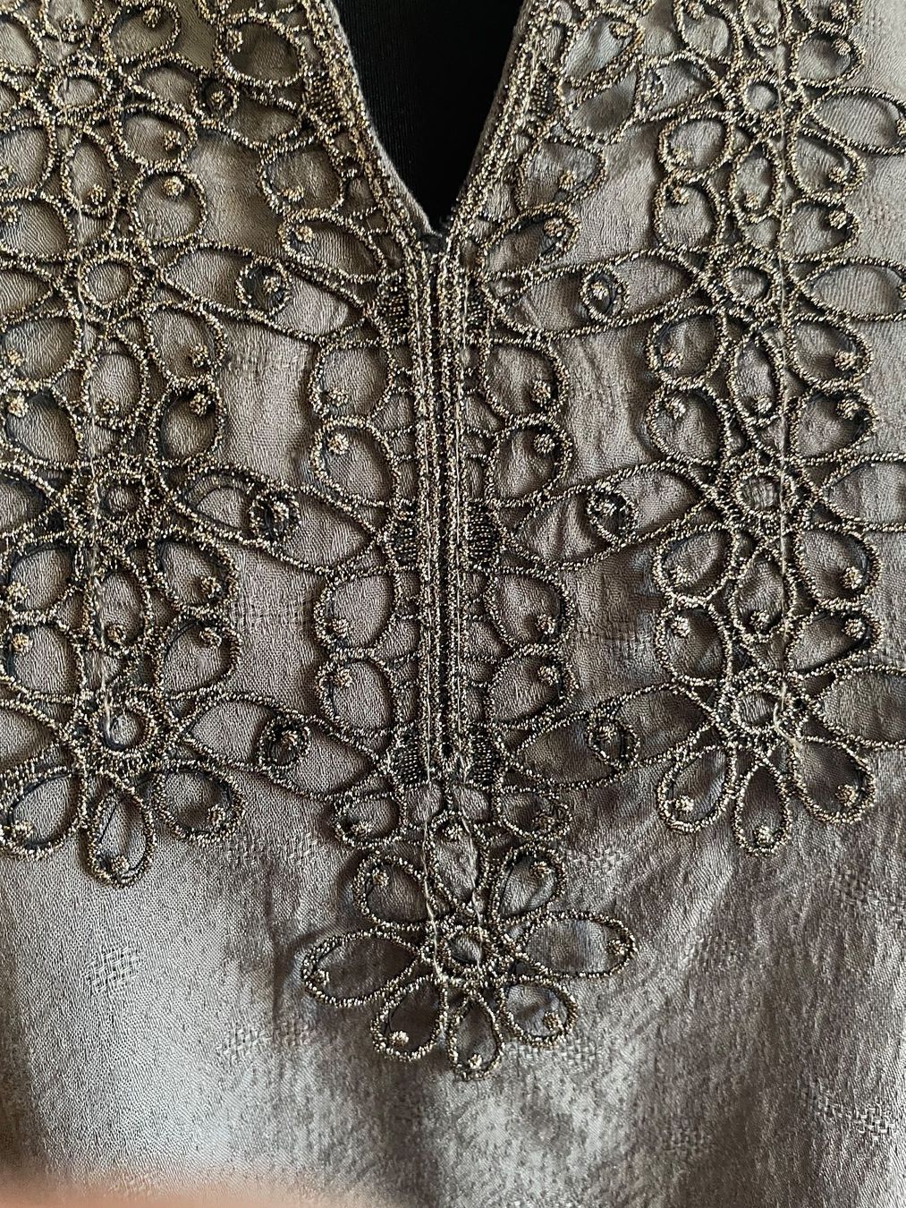Camicette: Superbe blouse brodée, Bijou les Boutiques, S – Nuovo (secondo la descrizione) da Vevey venduto da chr_5pvx