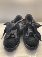 Puma Suede Sneaker Gr. 40.5 Schwarzes Wildleder