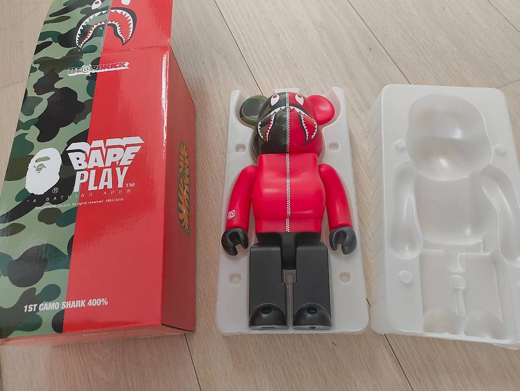 Statuette: Bearbrick A Bathing Ape 1st Camo Shark 400% – Usato da Luzern venduto da Pokepas 2
