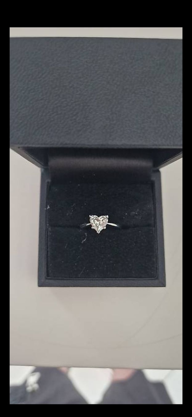Anelli: Eleganter Herzdiamant Ring mit GIA – Nuovo (secondo la descrizione) da Flühli LU venduto da Hrgiger 2