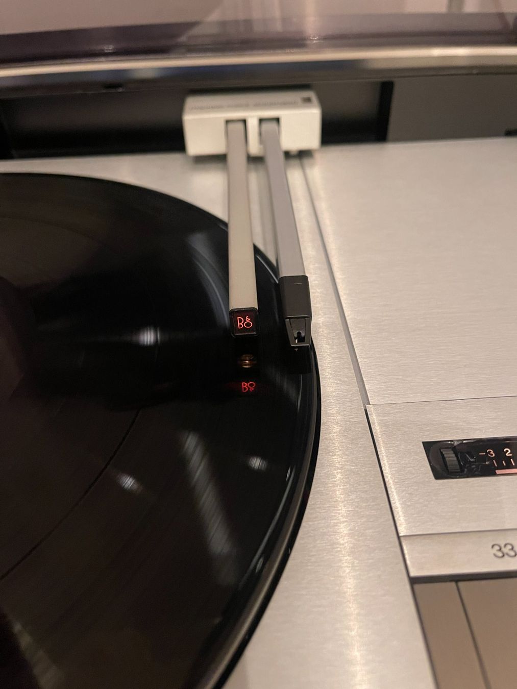 Bang & Olufsen Giradischi: Bang & Olufsen BeoGram 4004 revidiert – Usato da Luzern venduto da BeoPlayer 3